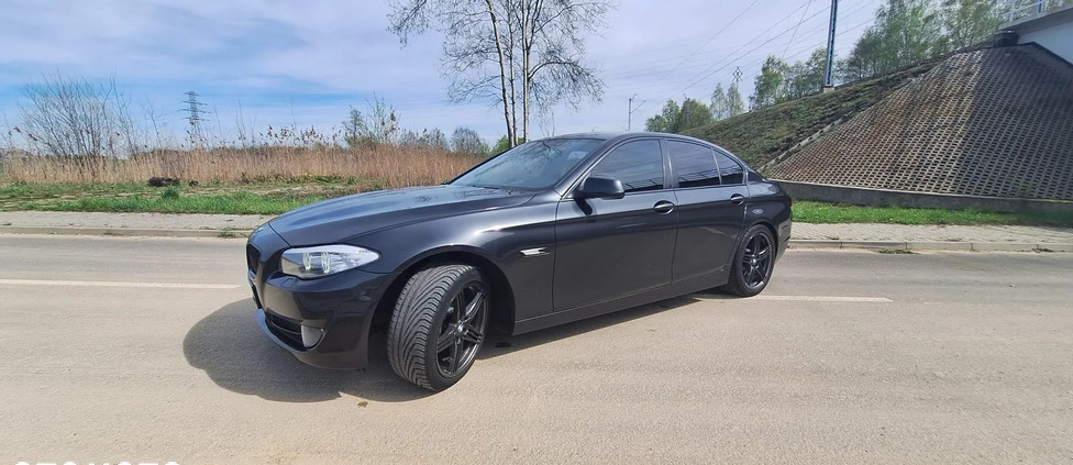 BMW Seria 5 cena 53000 przebieg: 371740, rok produkcji 2011 z Opatów małe 466